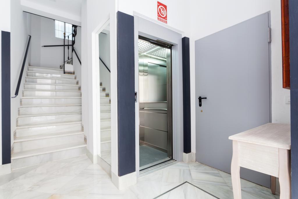Hostly Acetres 1B-2B Center-Fibre-Conmunal Terrace-Parking Optional Sevilla Buitenkant foto
